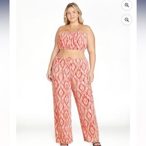 Pink and White Geometric set